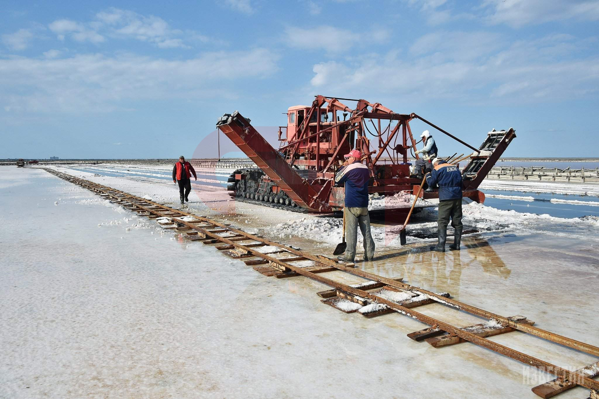 Соляной рудник/промысел  (добыча технической/пищевой соли)