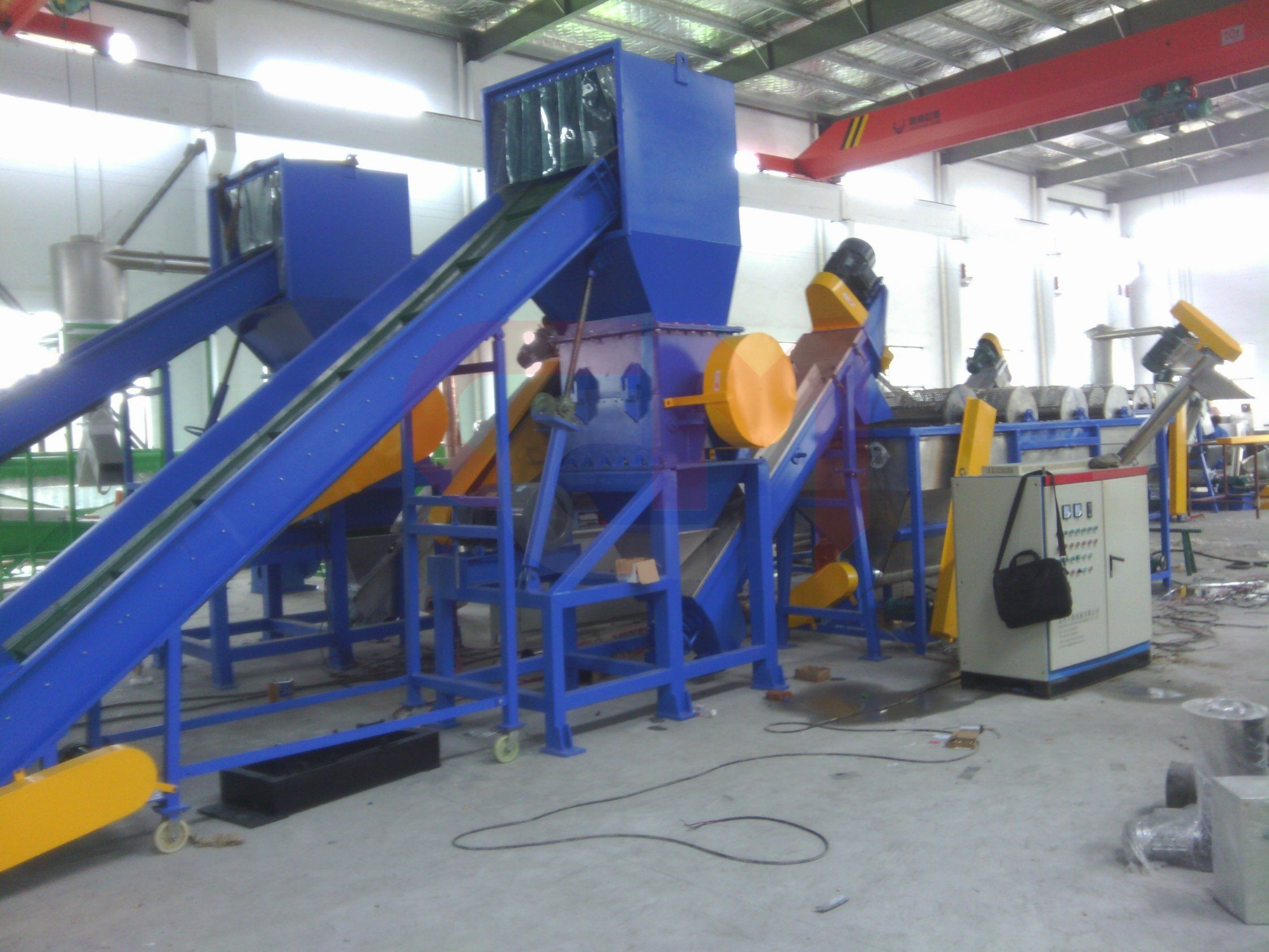 Завод по переработке HDPE/PP (канистры, ящики)  (мойка → гранула)